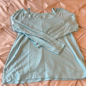 Lilly Pulitzer open shoulder light sweatshirt.